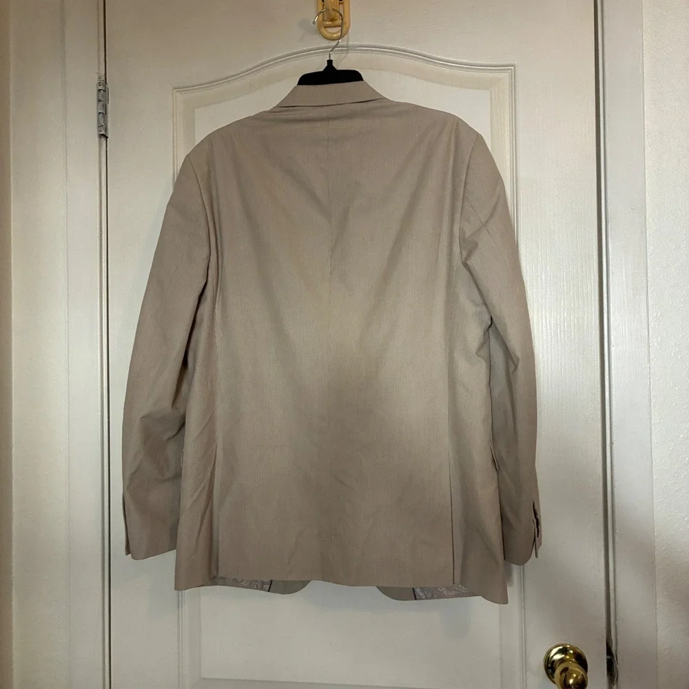 Madison Blazer Mens Size 42R Tan Micro Stripe Two Button Modern Fit Vented